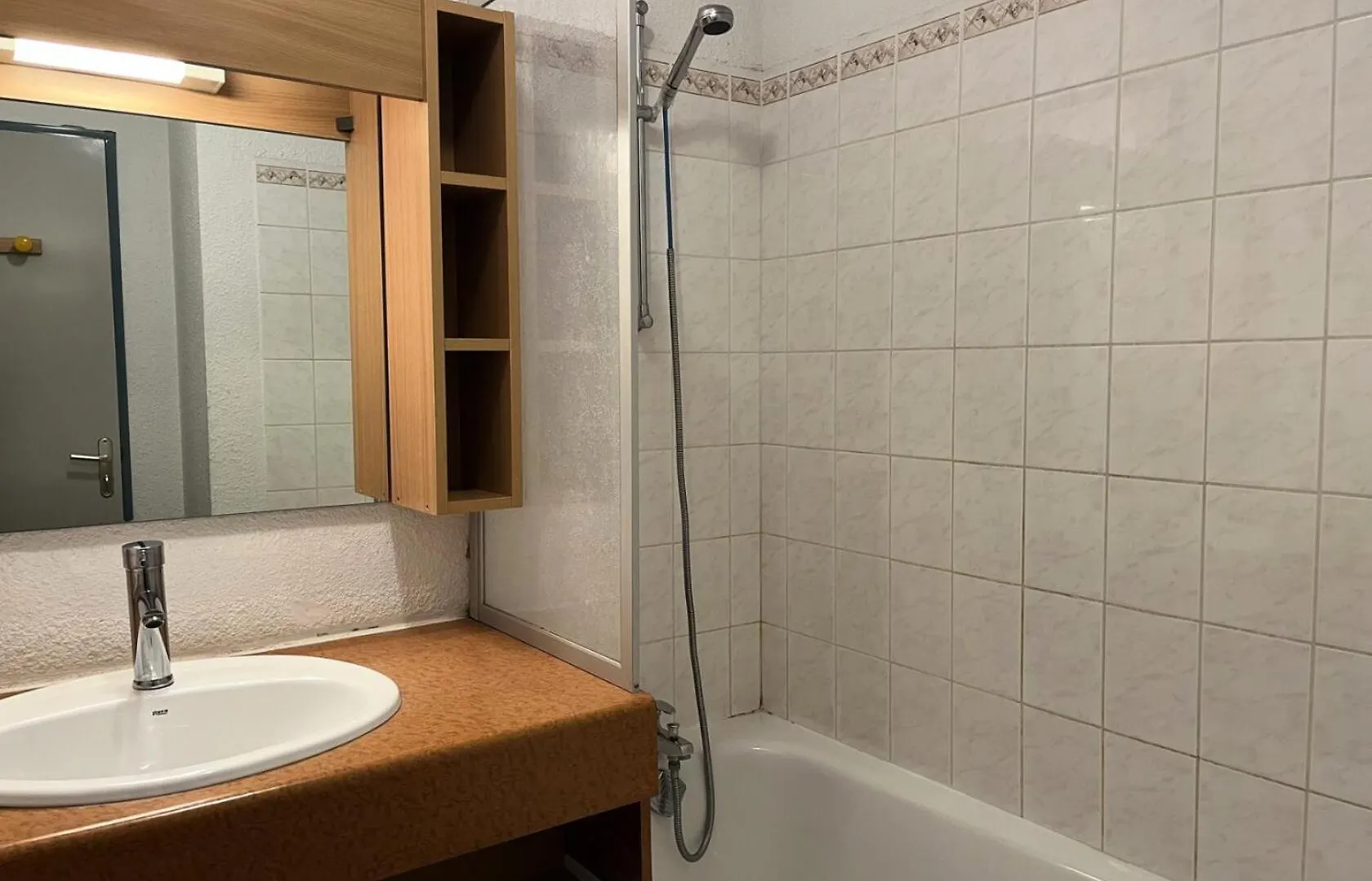 Residence Balcons Du Soleil 1 - T2/4Pers Balcons Du Soleil 11-Peyresourde Mae-9704 Germ Apartment